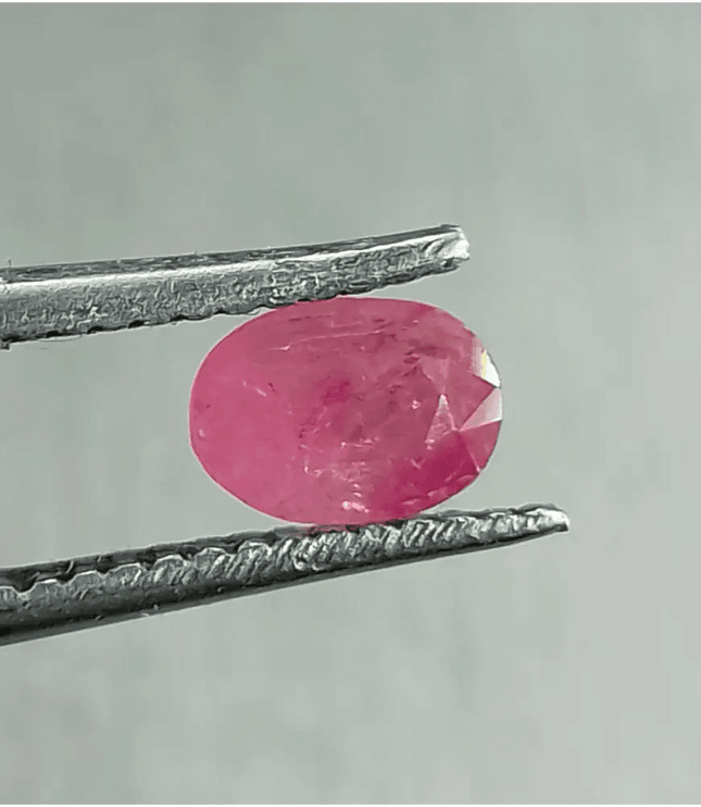 0.85ct Burmese Ruby, 100% Natural Untreated Gem - SMSGEMS 