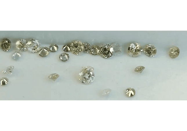 0.91ct faint to Fancy light Color natural untreated Diamond Parcel. - SMSGEMS 