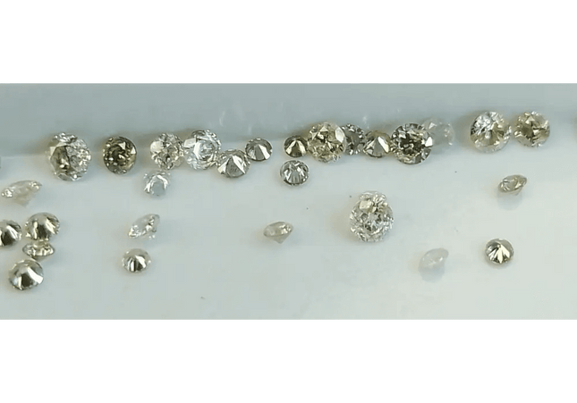 0.91ct faint to Fancy light Color natural untreated Diamond Parcel. - SMSGEMS 