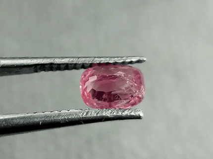 1.00ct Burmese Ruby, 100% Natural Untreated Gem - SMSGEMS 