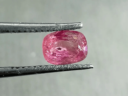 1.00ct Burmese Ruby, 100% Natural Untreated Gem - SMSGEMS 