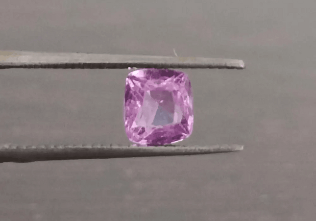 1.00ct Pink Ceylon Sapphire, 100% Natural untreated Gem - SMSGEMS 