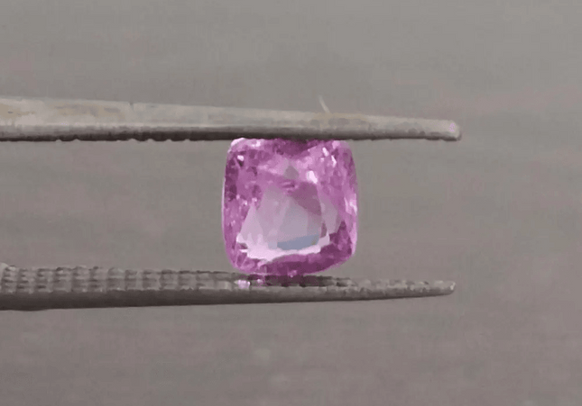 1.00ct Pink Ceylon Sapphire, 100% Natural untreated Gem - SMSGEMS 