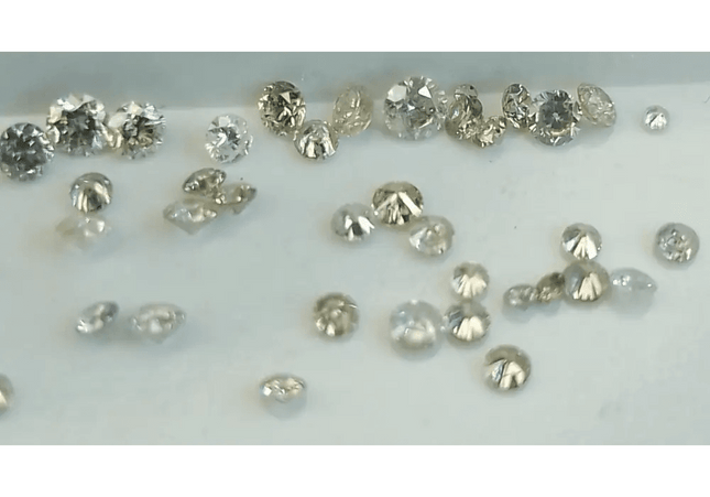 1.01ct White to Faint Color natural untreated Diamond Parcel. - SMSGEMS 