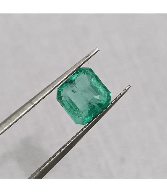 1.02ct Medium Intense Green Emerald , 100% Natural Earth Mined Gem. - SMSGEMS 