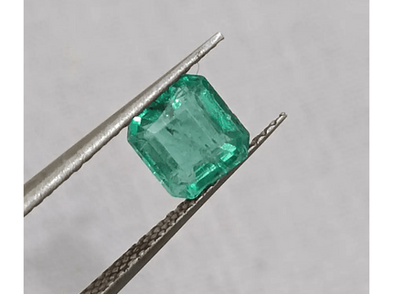 1.02ct Medium Intense Green Emerald , 100% Natural Earth Mined Gem. - SMSGEMS 