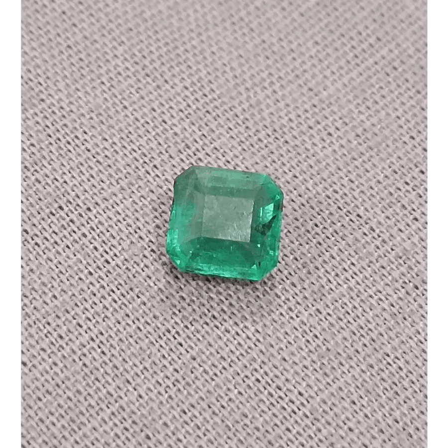 1.02ct Medium Intense Green Emerald , 100% Natural Earth Mined Gem. - SMSGEMS 
