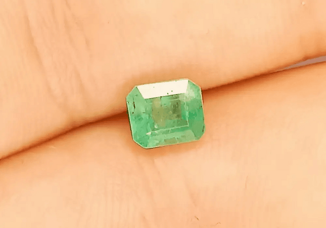 1.05ct Ethiopian Emerald, 100% Natural Gem - SMSGEMS 