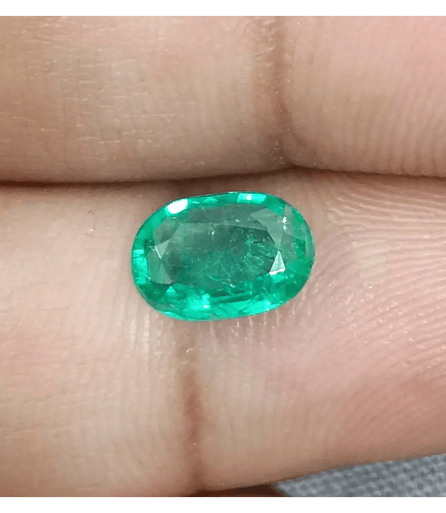 1.06ct Beautiful Zambian Emerald, Natural Emerald - SMSGEMS 