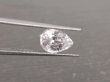 1.14ct Full luster White Sapphire, Untreated Natural Gemstone. - SMSGEMS 