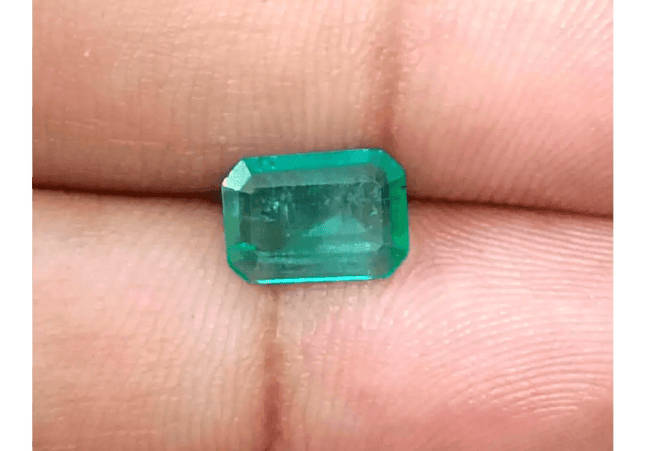 1.16ct Zambian Emerald , 100% Natural Earth Mined Gemstone - SMSGEMS 