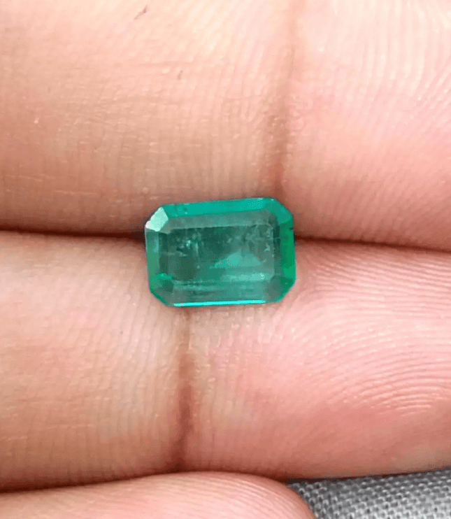 1.16ct Zambian Emerald , 100% Natural Earth Mined Gemstone - SMSGEMS 