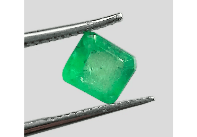 1.16ct Vivid Grass Green Emerald , 100% Natural Gem - SMSGEMS 