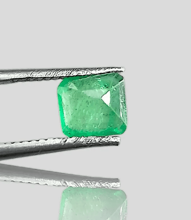 1.16ct Vivid Grass Green Emerald , 100% Natural Gem - SMSGEMS 