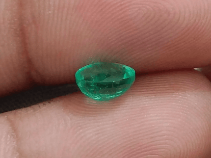 1.18ct Vivid Green Emerald, 100% Natural Gem - SMSGEMS 