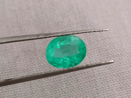 1.18ct Vivid Green Emerald, 100% Natural Gem - SMSGEMS 