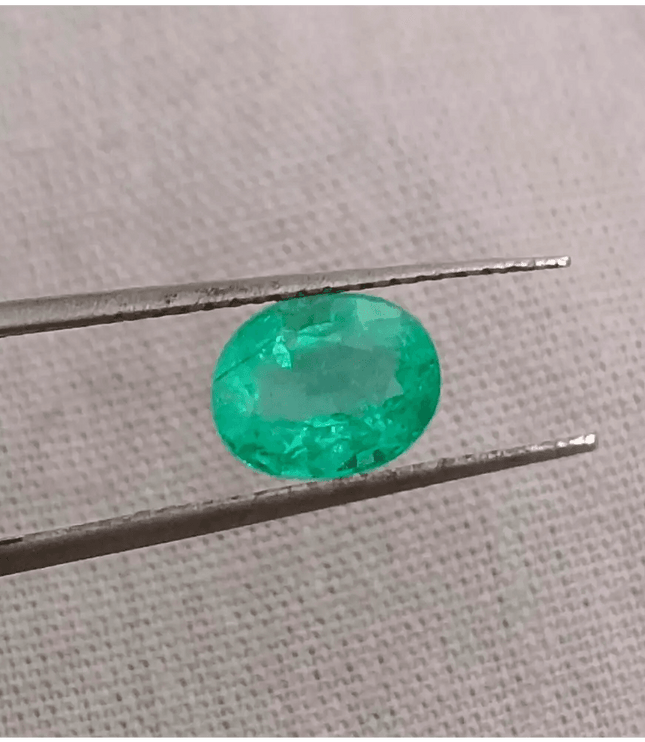 1.18ct Vivid Green Emerald, 100% Natural Gem - SMSGEMS 