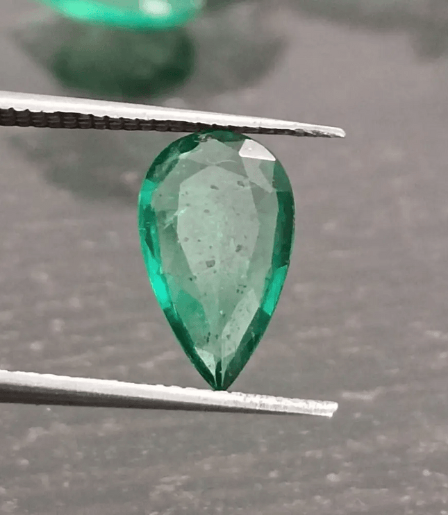 1.19ct Vivid Green Emerald, 100% Natural Earthmined Gem - SMSGEMS 