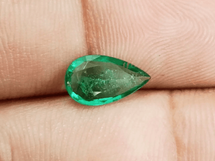 1.19ct Vivid Green Emerald, 100% Natural Earthmined Gem - SMSGEMS 