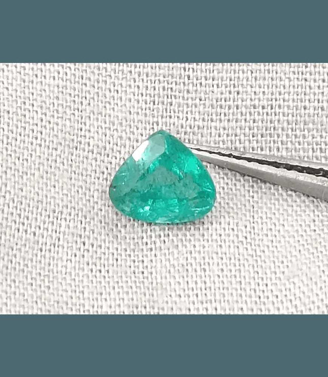 1.20ct Heart Shape Pastel Green Emerald, Natural Earth Mined Gemstone - SMSGEMS 