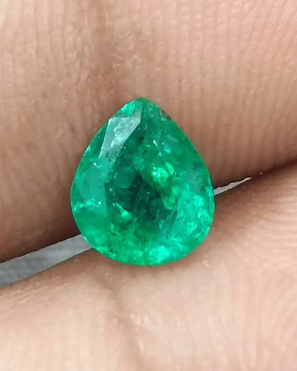 1.28ct Intense Green Zambian Emerald, Natural Earth Mined Gemstone - SMSGEMS 