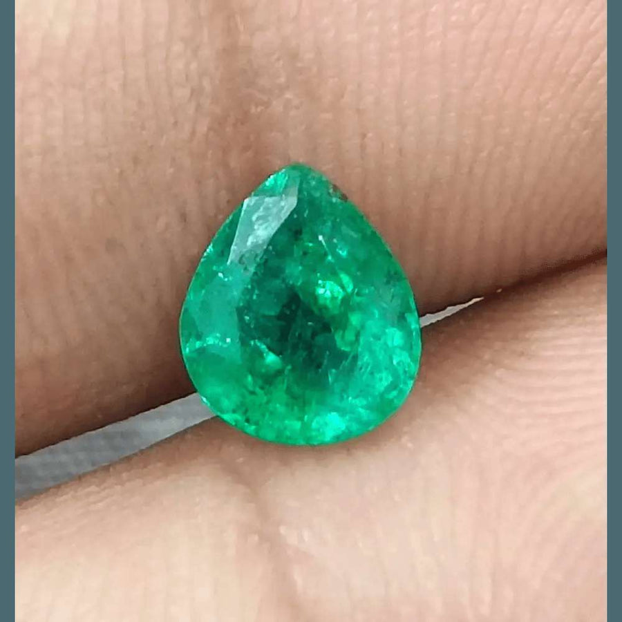 1.28ct Intense Green Zambian Emerald, Natural Earth Mined Gemstone - SMSGEMS 