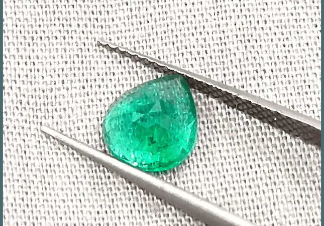 1.28ct Intense Green Zambian Emerald, Natural Earth Mined Gemstone - SMSGEMS 