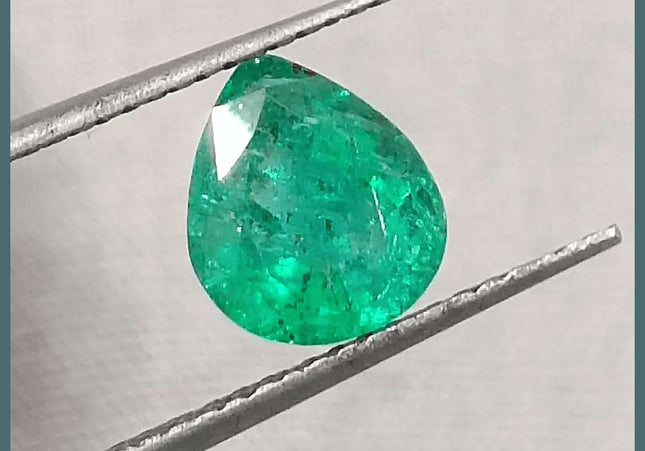 1.28ct Intense Green Zambian Emerald, Natural Earth Mined Gemstone - SMSGEMS 