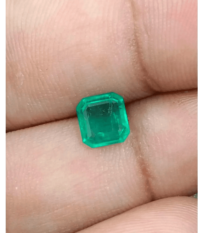 1.31ct Zambian Emerald , Natural Earth Mined Gemstone - SMSGEMS 
