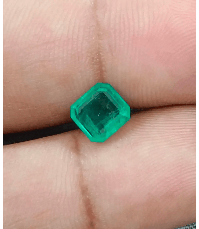 1.31ct Zambian Emerald , Natural Earth Mined Gemstone - SMSGEMS 
