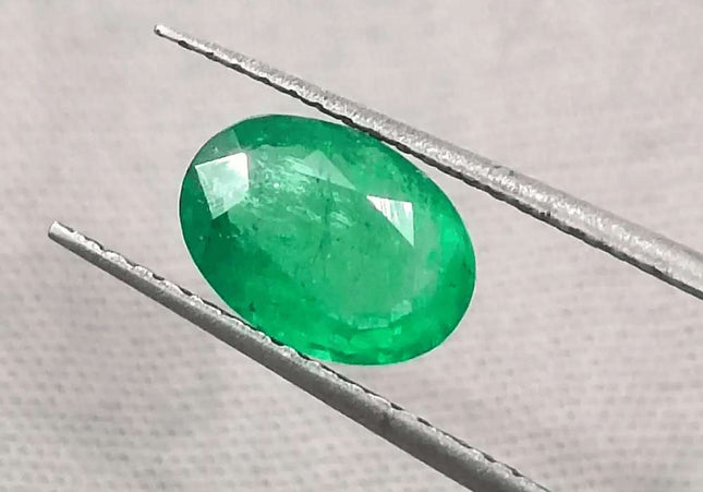 1.31ct Vivid Green Zambian Emerald, Natural Earth Mined Gemstone - SMSGEMS 