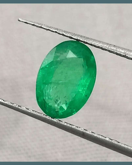 1.31ct Vivid Green Zambian Emerald, Natural Earth Mined Gemstone - SMSGEMS 
