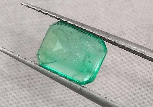 1.33ct Pastel Green Emerald Certified By GSI, Natural Gemstone - SMSGEMS 