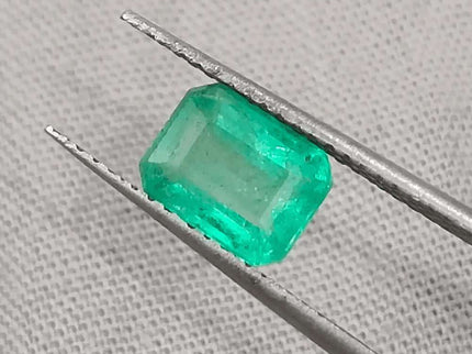 1.33ct Pastel Green Emerald Certified By GSI, Natural Gemstone - SMSGEMS 