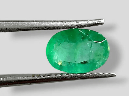 1.35ct Vivid Green Emerald, 100% Natural Gem - SMSGEMS 