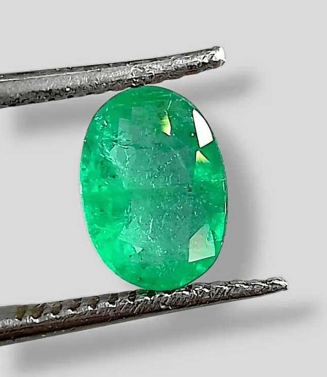 1.35ct Vivid Green Emerald, 100% Natural Gem - SMSGEMS 