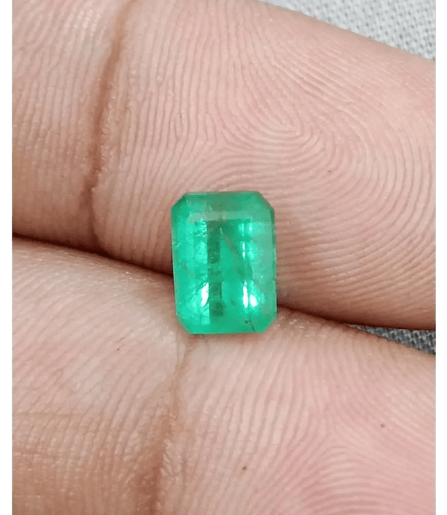 1.37ct Golden Green Swat Emerald, 100% Natural Earth Mined Gemstone. - SMSGEMS 