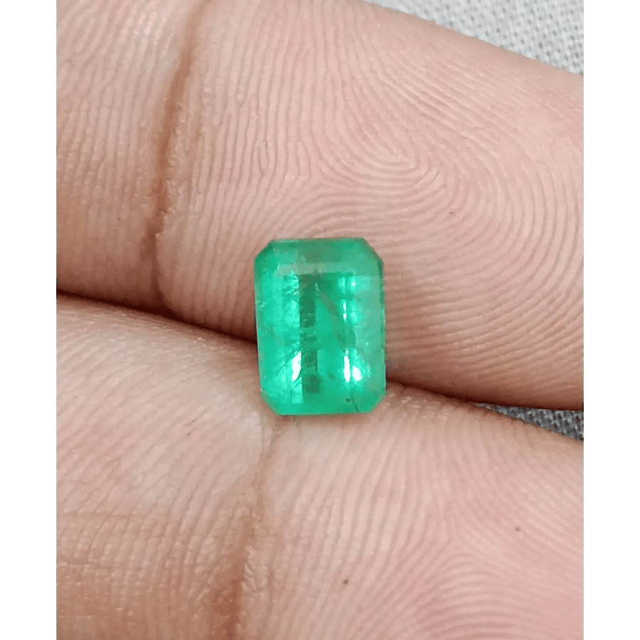 1.37ct Golden Green Swat Emerald, 100% Natural Earth Mined Gemstone. - SMSGEMS 