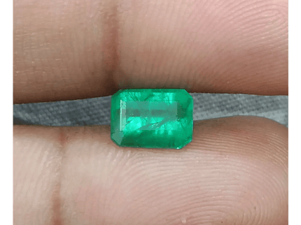 1.37ct Golden Green Swat Emerald, 100% Natural Earth Mined Gemstone. - SMSGEMS 