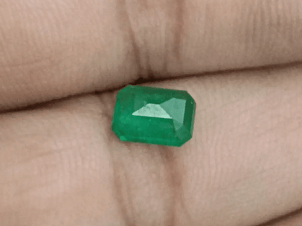 1.37ct Vivid Green Zambian Emerald, Natural Gem - SMSGEMS 