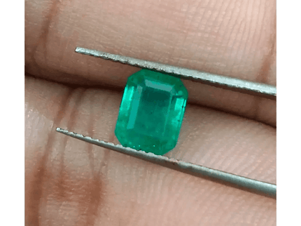 1.39ct Velvet Green Emerald , 100% Natural Earth mined Gemstone - SMSGEMS 