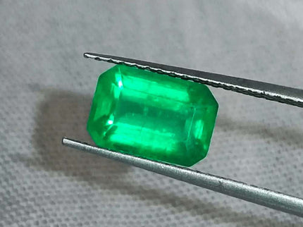 1.40ct AAA Colombian Emerald certified By GSI, Natural Gemstone - SMSGEMS 