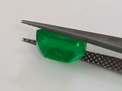 1.40ct AAA Colombian Emerald certified By GSI, Natural Gemstone - SMSGEMS 