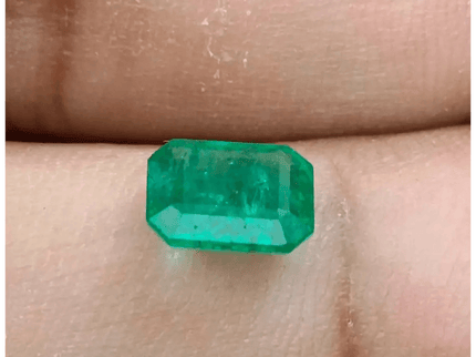1.42ct Deep Green Swat Emerald, Natural Earth Mined Gemstone - SMSGEMS 