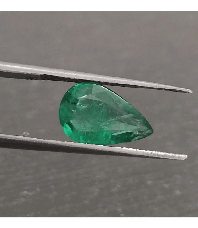 1.42ct Deep Vivid Green Emerald, 100% Natural Gem - SMSGEMS 