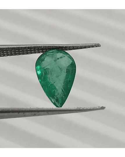 1.42ct Deep Vivid Green Emerald, 100% Natural Gem - SMSGEMS 