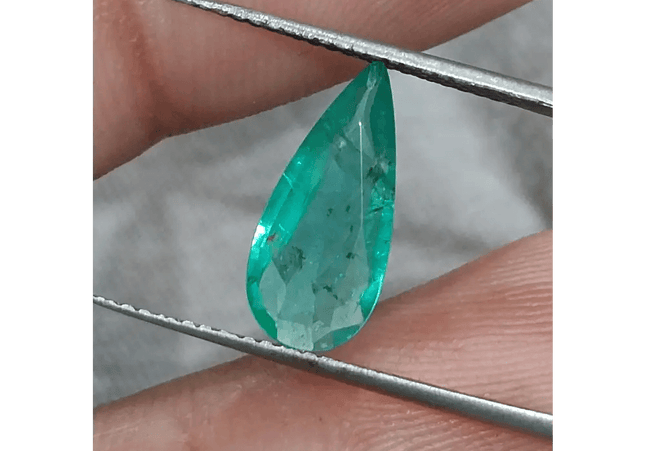 1.44ct Zambian Emerald, 100% Natural Earth mined Gem - SMSGEMS 