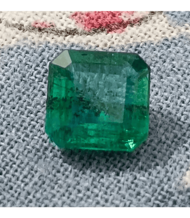 1.45ct Intense Green Zambian Emerald , 100% Natural Earth Mined Gem. - SMSGEMS 