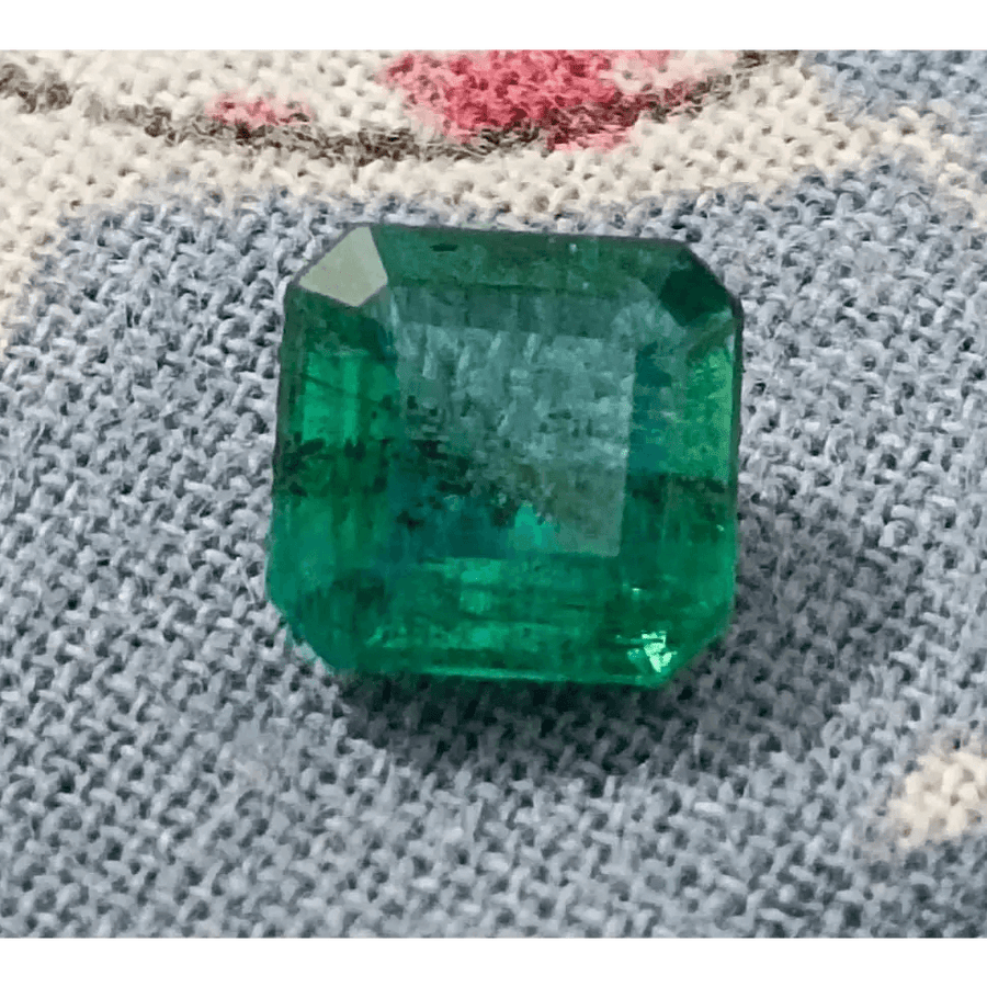 1.45ct Intense Green Zambian Emerald , 100% Natural Earth Mined Gem. - SMSGEMS 