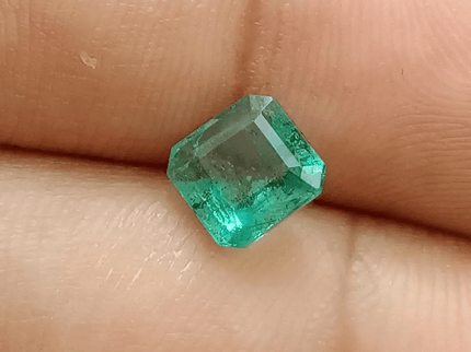 1.45ct Intense Green Zambian Emerald , 100% Natural Earth Mined Gem. - SMSGEMS 